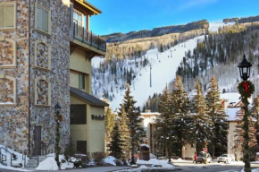 Luxury 3 Bedroom Lionshead Village Condo With Rooftop Pool, Hot Tubs